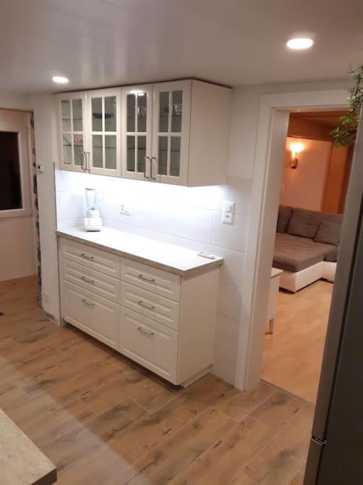 Apartment Chalet Im Sunnigen Usblick Венген Экстерьер фото